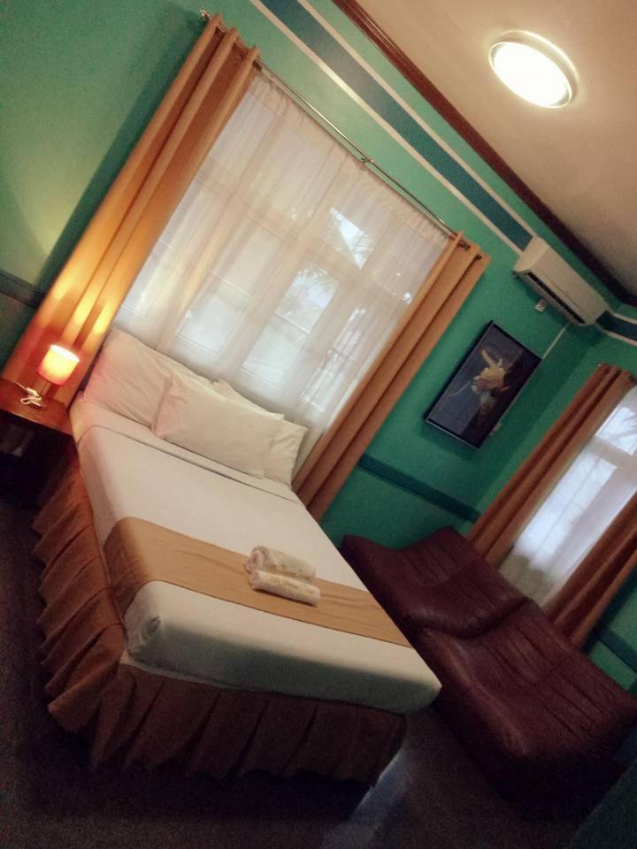 Villa Jhoana Resort Angono Oda fotoğraf