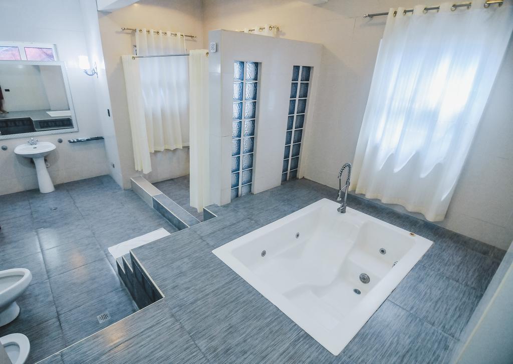 Villa Jhoana Resort Angono Dış mekan fotoğraf
